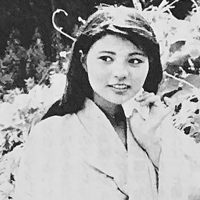 内村レナ