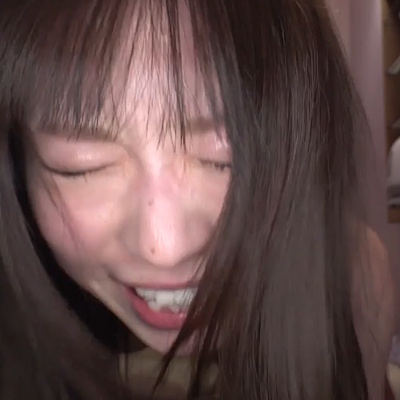 ハメ撮り後背位で顔をしかめてイキそうになる佐々木ひな