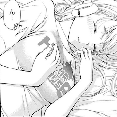 自然と乳首に手が伸びるルネ