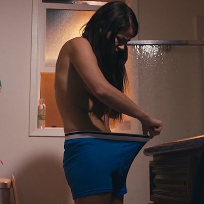 チンコがなくなった事を確認するエドナ