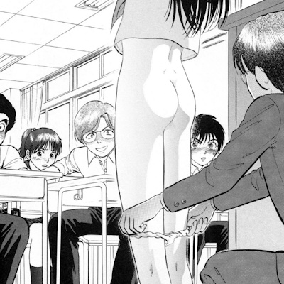 クラスメイトの前でマンコを晒される少女