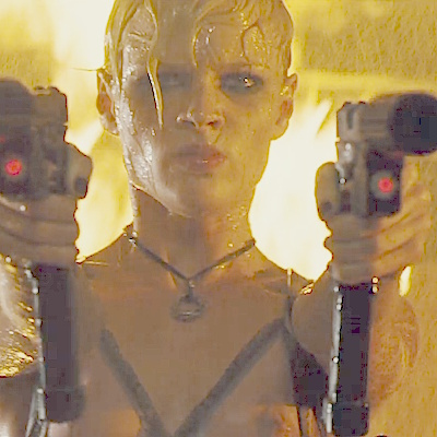 濡れて余計透ける乳首