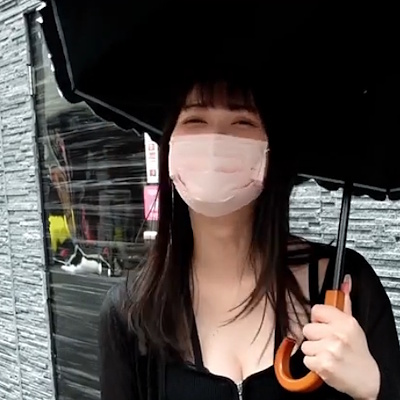 素人の女子大生・しずかとして出演する月瀬りりあ