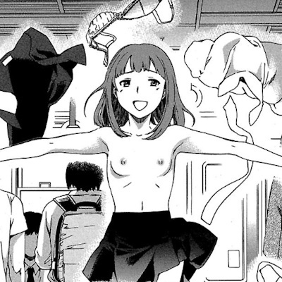貧乳になる夢をみる女子
